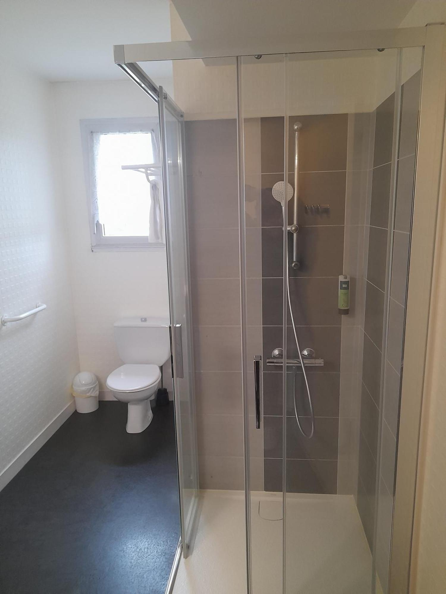 Logis Hotel Lodge La Valette Cesson-Sevigne Bagian luar foto