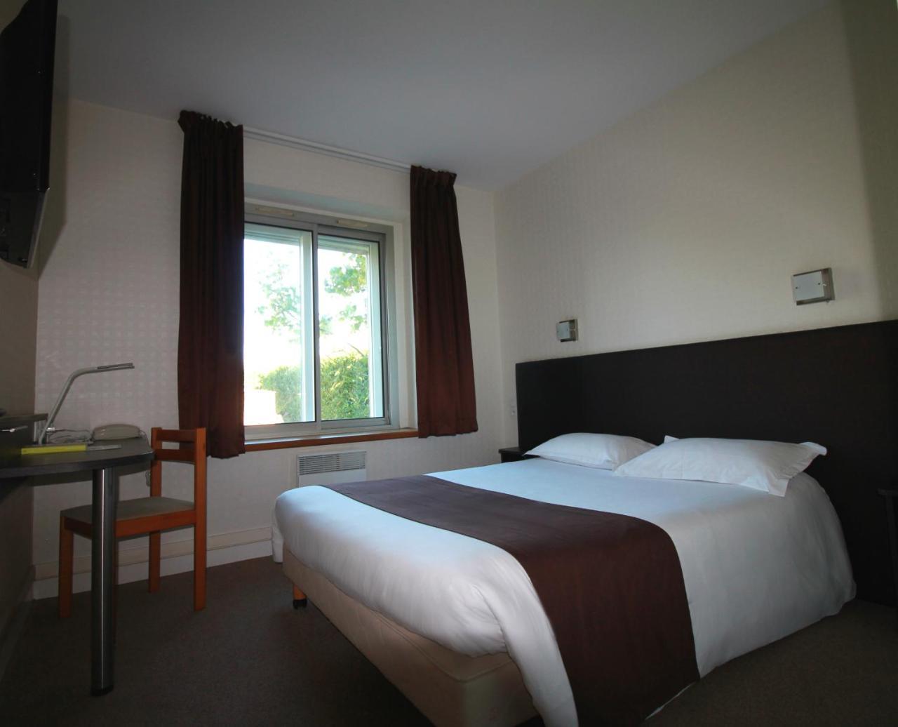 Logis Hotel Lodge La Valette Cesson-Sevigne Bagian luar foto