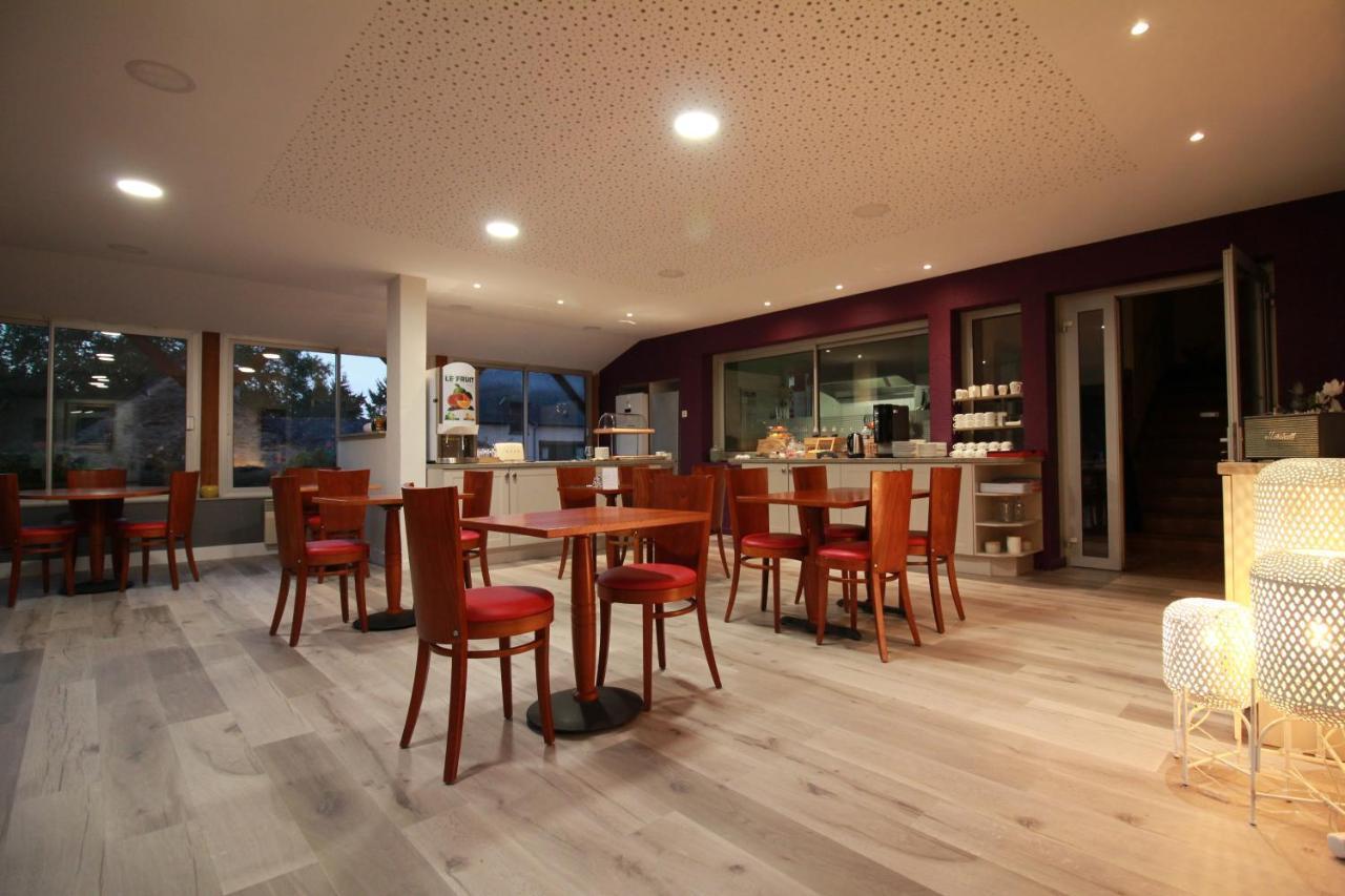 Logis Hotel Lodge La Valette Cesson-Sevigne Bagian luar foto